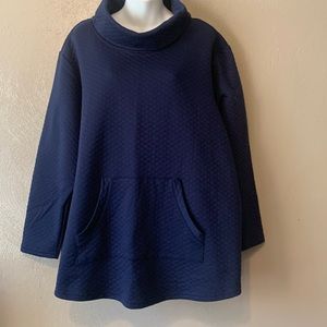 #29 Croft & Barrow navy quilted wide neck top kangaroo pockets